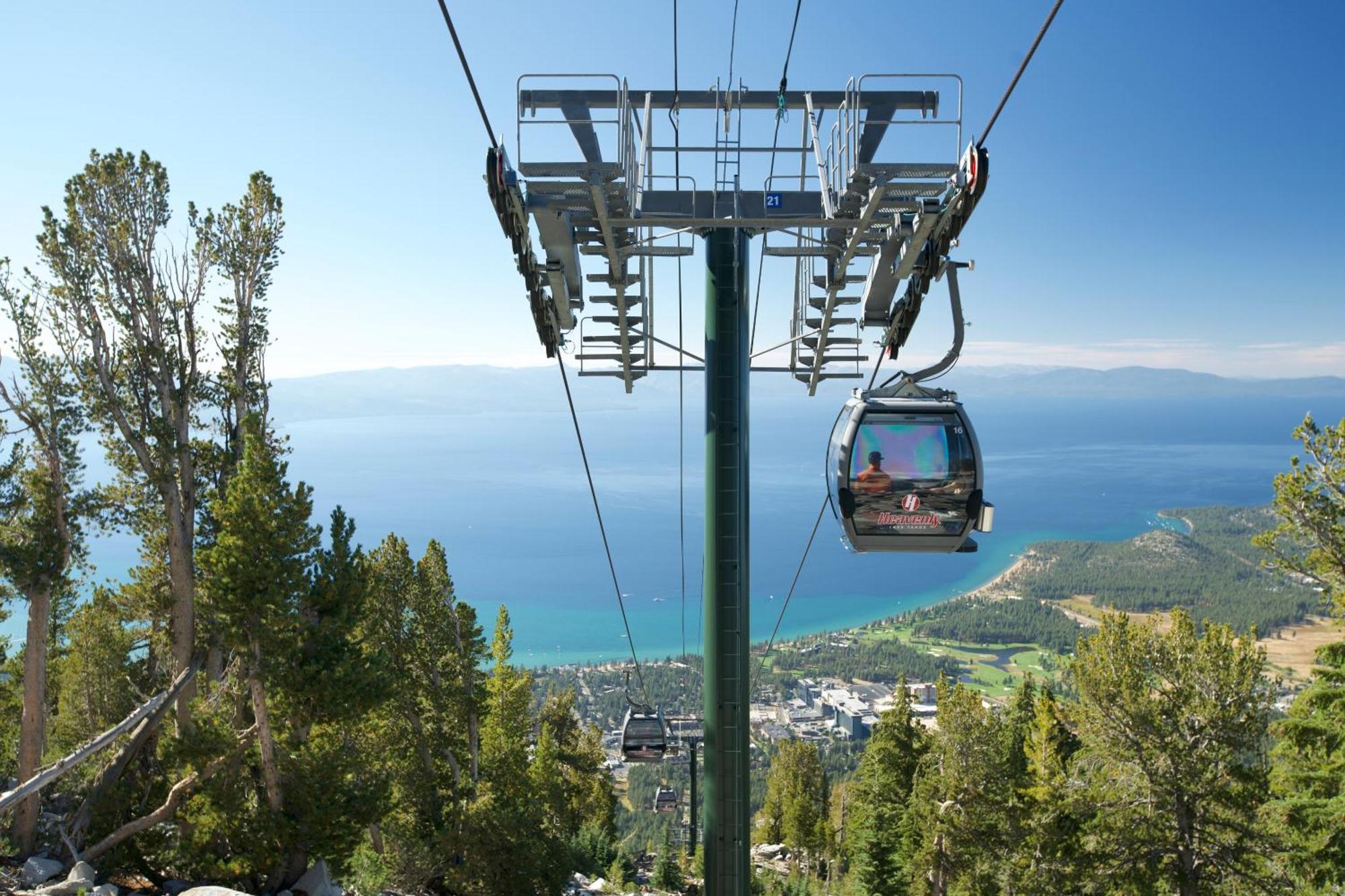 Artisan Chalet: Pet Friendly Deluxe Kitchen Games Apartment South Lake Tahoe